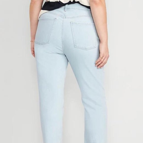 Old Navy Extra High-Waisted Button-Fly Sky-Hi Straight Ripped Jeans for Women - Picture 6 of 11